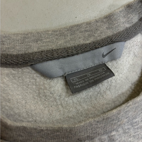 Vintage Y2K Nike Crewneck Sweatshirt - Picture 3 of 3